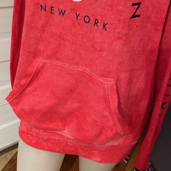 Woman’s sweatshirt - Picture 6 of 6